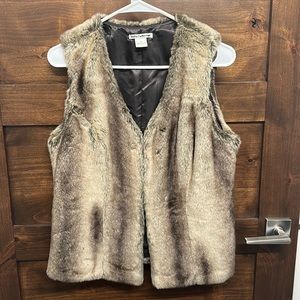 Cream/brown fur vest, size small